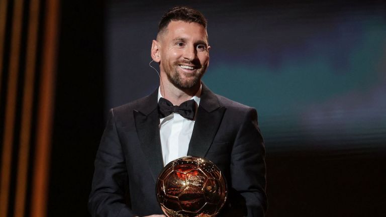 Lionel Messi, Legenda Hidup di Dunia Sepak Bola